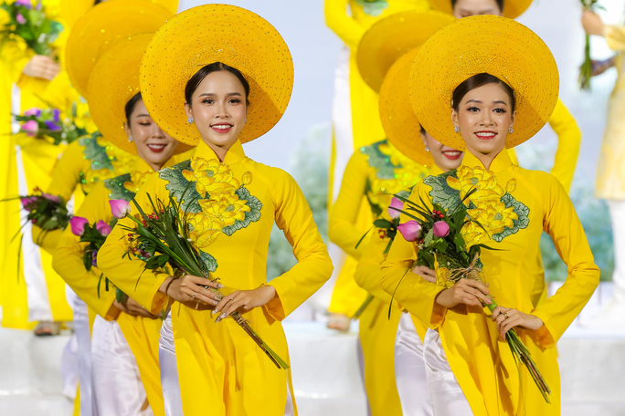 Ouverture de la Fête de l’Ao dai à Ho Chi Minh-Ville
